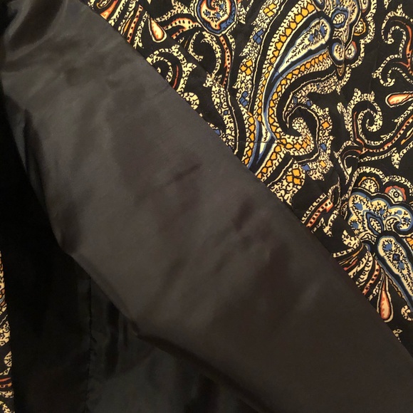 Mini skirt, New with Tags! - Picture 5 of 6